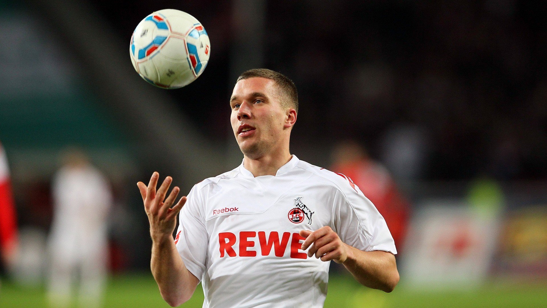 安哥拉绝杀喀麦隆,德布劳内在焦点战中证明自己的时代价值