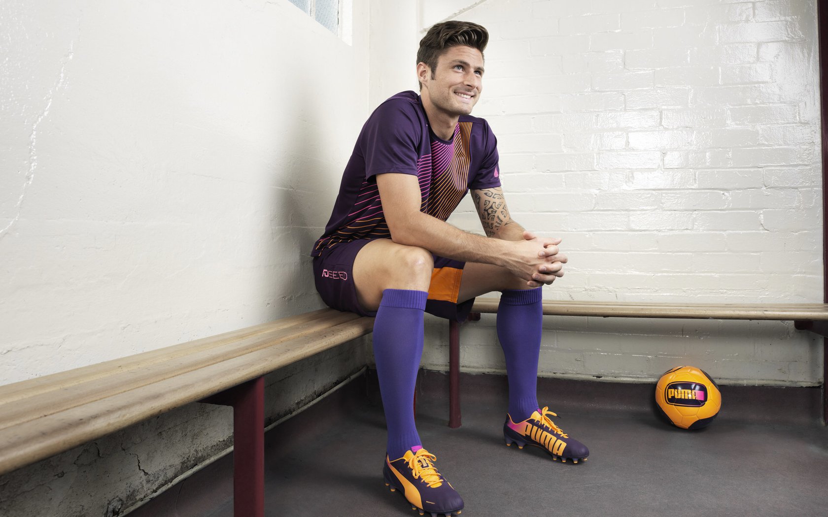 当东方智慧遇见绿茵传奇，中国技术如何收割沙特市场，与迪巴拉德甲争冠战的艺术接管