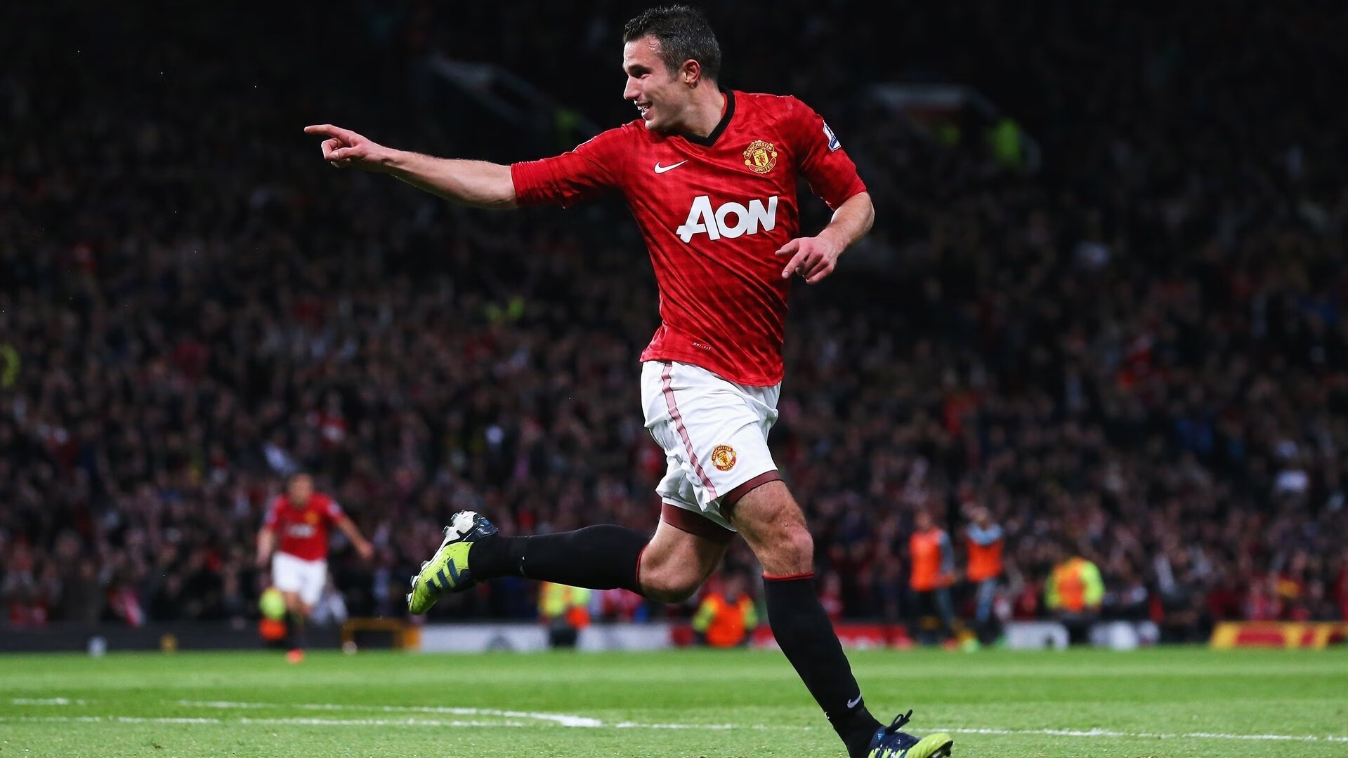 赛场烽火，易建联点燃津青鏖战之夜